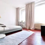 Rent 2 bedroom apartment of 78 m² in Dusseldorf