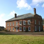 Rent 5 bedroom house in Norfolk