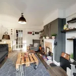 Rent 4 bedroom house in South East England