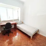 Rent 3 bedroom apartment in Lisbon