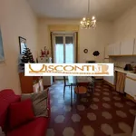 Rent 2 bedroom apartment of 65 m² in Milano