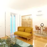 Rent 1 bedroom apartment of 70 m² in lisbon