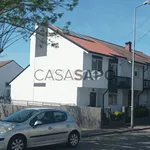 Rent 2 bedroom house of 90 m² in Castêlo da Maia