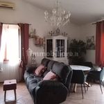 Rent 4 bedroom apartment of 90 m² in Rome