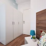 Rent a room in Madrid