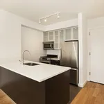 Rent 1 bedroom apartment of 594 m² in Manhattan