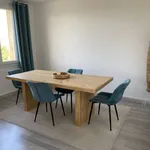 Appartement de 70 m² avec 3 chambre(s) en location à Aubenas