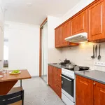 Rent 3 bedroom apartment in Prague