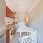 Rent a room in lisbon