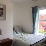 Rent 3 bedroom house in East Midlands