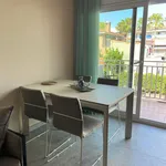 Alquilo 3 dormitorio apartamento de 78 m² en Castelldefels