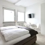 Rent 1 bedroom apartment of 25 m² in Cologne