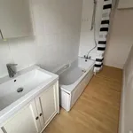 Rent 3 bedroom flat in South East England