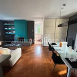 Affitto 5 camera casa di 193 m² in Reggio Emilia