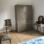 Rent 4 bedroom apartment of 90 m² in Rocca di Cambio