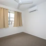 Rent 4 bedroom house of 540 m² in  Edmonton QLD 4869                        