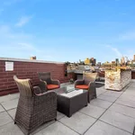 Rent 2 bedroom apartment of 98 m² in New York