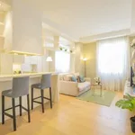 Rent 1 bedroom apartment of 65 m² in milan