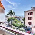 Appartement de 26 m² avec 1 chambre(s) en location à Cannes