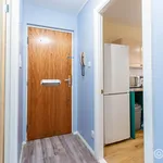 Rent 1 bedroom apartment in Edinburgh