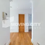 Rent 2 bedroom flat in London