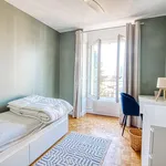 Appartement de 118 m² avec 5 chambre(s) en location à Versailles