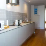 Rent 4 bedroom apartment of 130 m² in Porto