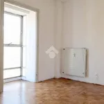 Rent 5 bedroom apartment of 140 m² in Udine