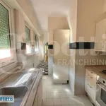 Rent 5 bedroom apartment of 200 m² in Rome