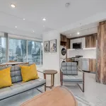 Appartement de 635 m² avec 1 chambre(s) en location à Vancouver