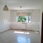 Affitto 4 camera appartamento di 90 m² in Salerno