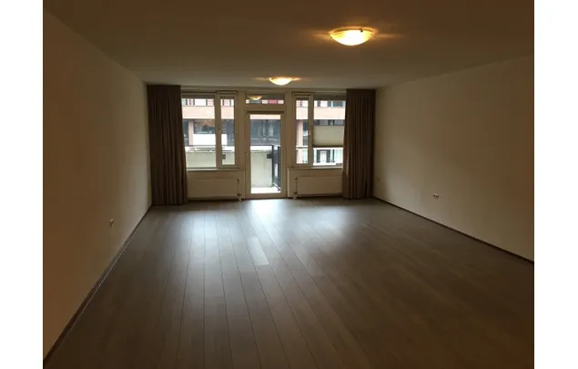 Huur 3 slaapkamer appartement van 103 m² in Witte Dame