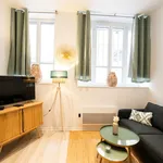 Appartement de 260 m² avec 1 chambre(s) en location à Lyon