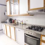 Rent 3 bedroom apartment in lisbon