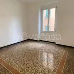 Rent 5 bedroom apartment of 130 m² in Genova