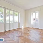 Affitto 6 camera appartamento di 255 m² in Rome