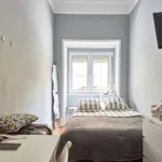 Rent a room in lisbon