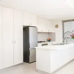 Rent 2 bedroom apartment in Maroubra