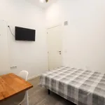 Rent 5 bedroom apartment in Valencia