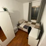 Rent 3 bedroom apartment in Barcelona