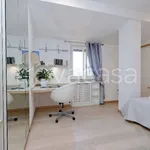 Rent 4 bedroom apartment of 180 m² in Roma