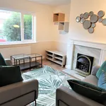 Rent 4 bedroom house in Leeds