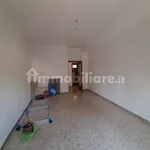 Affitto 4 camera appartamento di 130 m² in Catanzaro