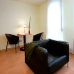 Miete 1 Schlafzimmer wohnung von 35 m² in Stuttgart