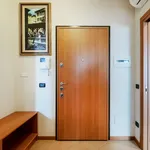 Rent 2 bedroom apartment in Milan