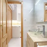 Rent 1 bedroom apartment of 32 m² in madrid