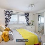 Rent 4 bedroom house in Scotland