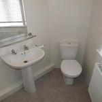 Rent 2 bedroom flat in East Midlands