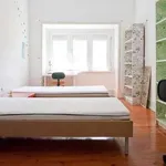 Rent a room in lisbon