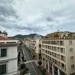 Affitto 6 camera appartamento di 149 m² in La Spezia